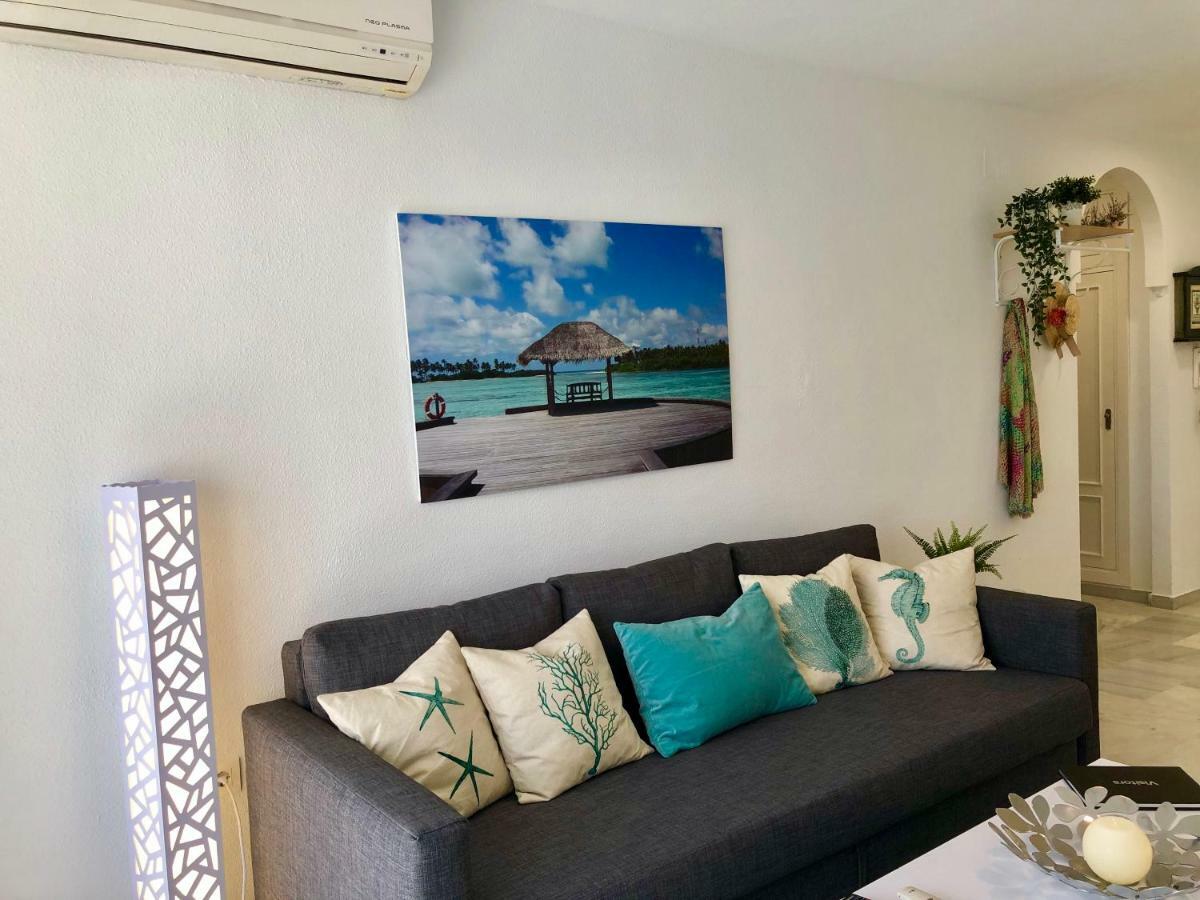 Luxury Dona Carlota Apartment ตอร์เรโมลิโนส ภายนอก รูปภาพ